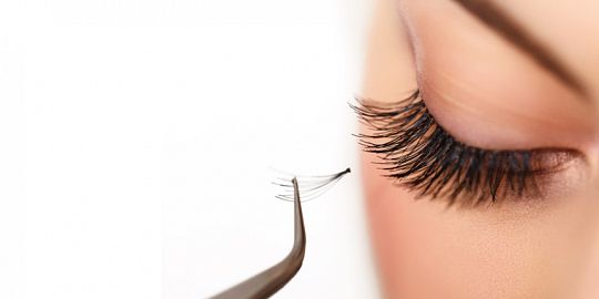 wenkbrauw-wimperstylist-amstelveen-beauty-center.jpg